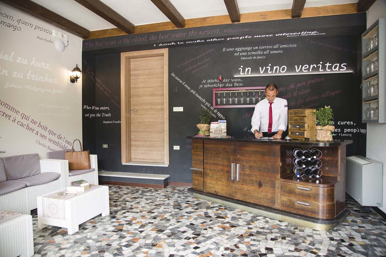 Boutique Hotel Elvezia Stresa Kültér fotó